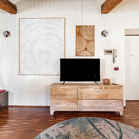 Sgarzarie Apartment *